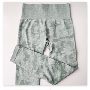 Seamless Camo leggings